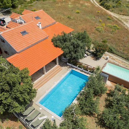 Villas Sole Bol Exterior photo